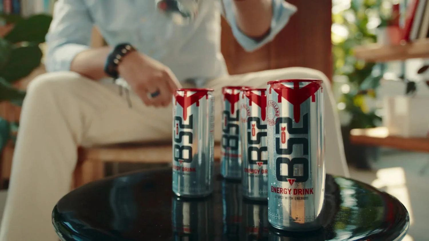 Agency hero graphic 3